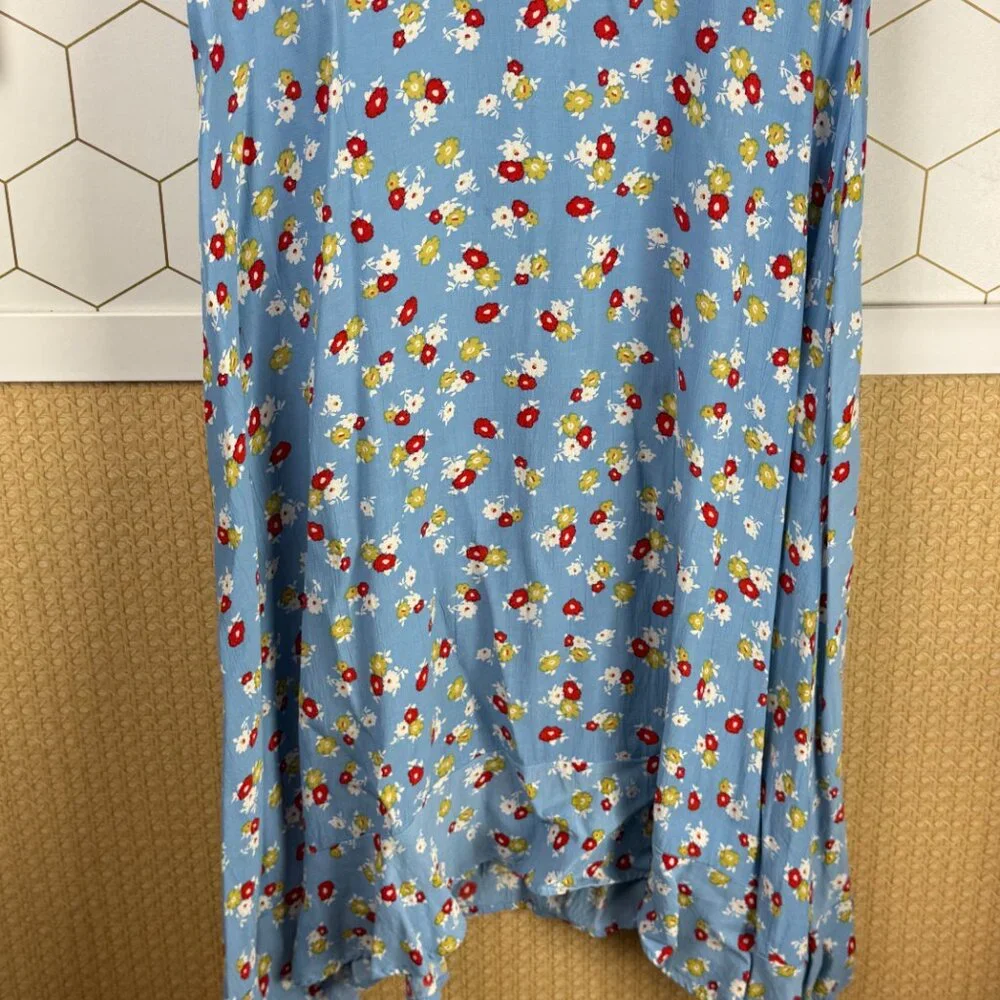 Faithfull The Brand Light Blue Erin Floral Short Sleeve Midi Dress - Size - 6 - Picture 9 of 10